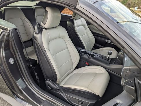 Used 2024 Ford Mustang Premium image 46