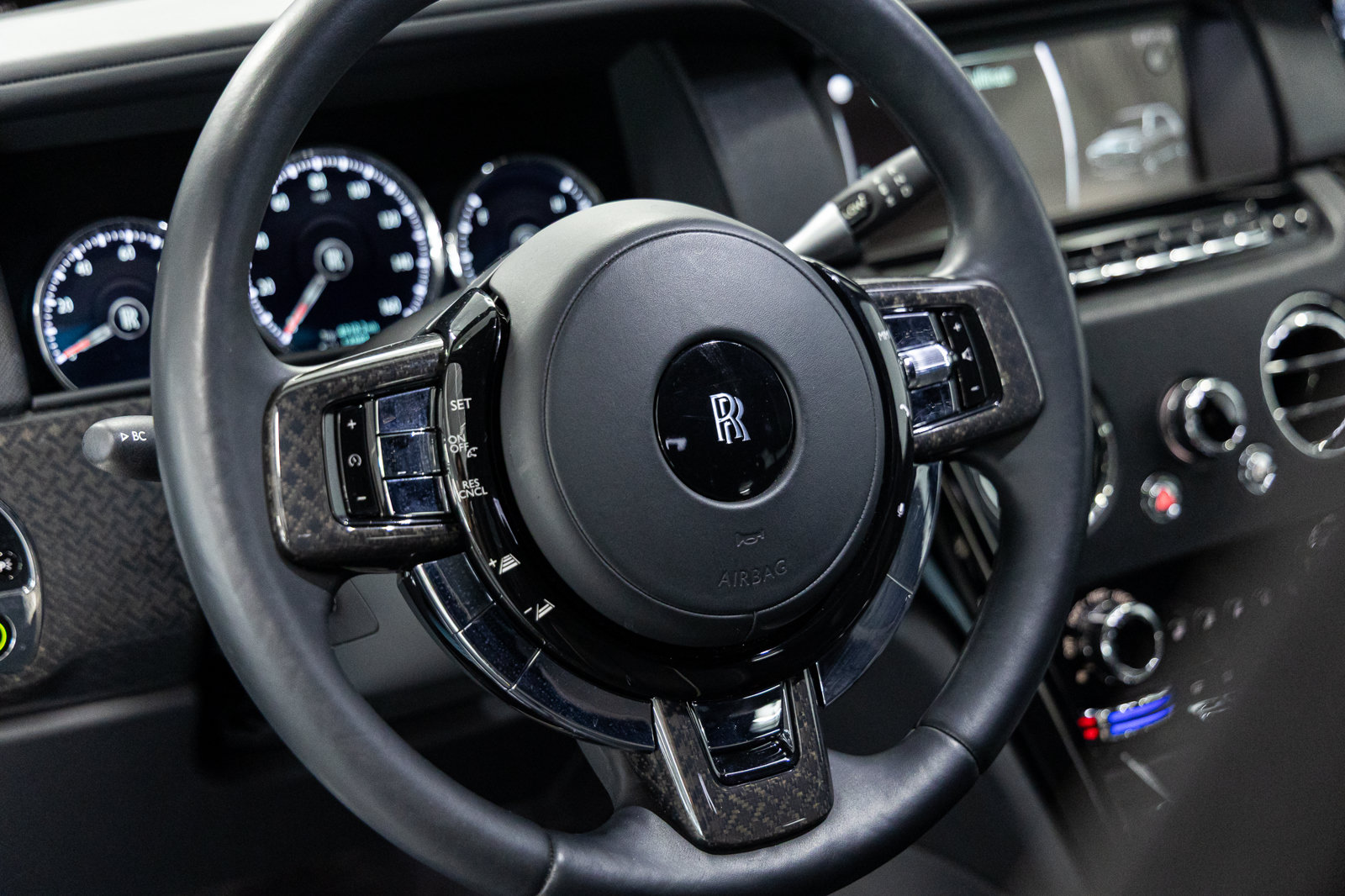 Certified 2024 Rolls-Royce Cullinan Black Badge w/ Driver's Package AWD/4WD image 32