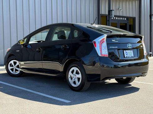 Used 2014 Toyota Prius Four image 6