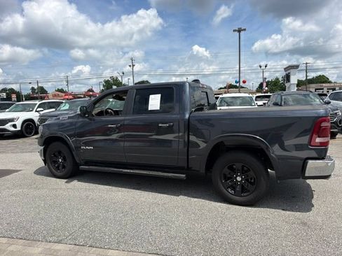 Used 2022 RAM 1500 Laramie AWD/4WD image 6