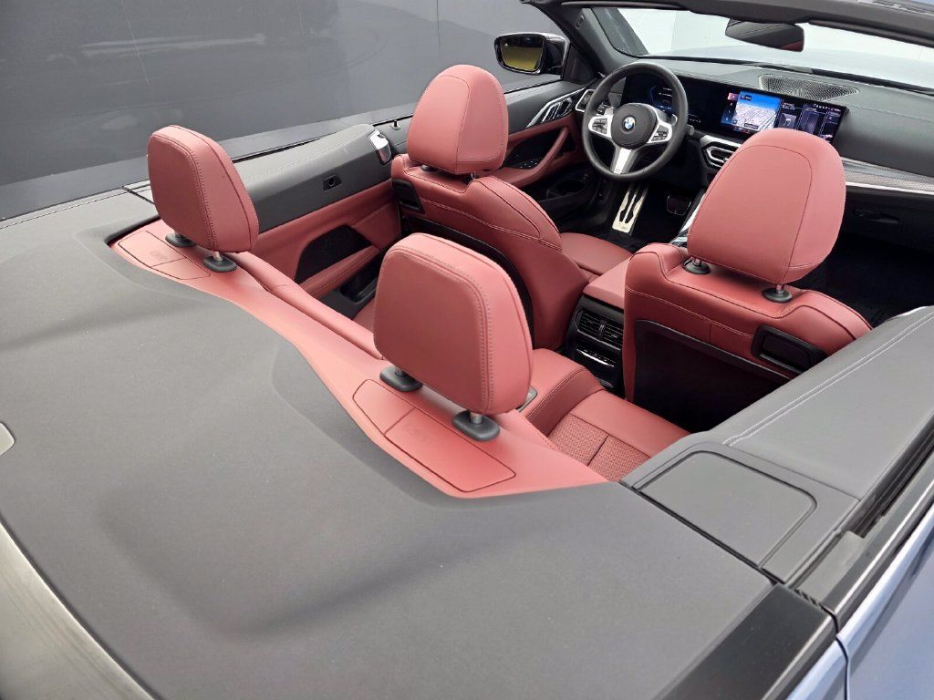 Used 2024 BMW 430i Convertible w/ M Sport Package RWD image 25
