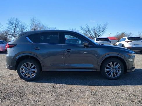 New 2025 MAZDA CX-5 Signature image 3