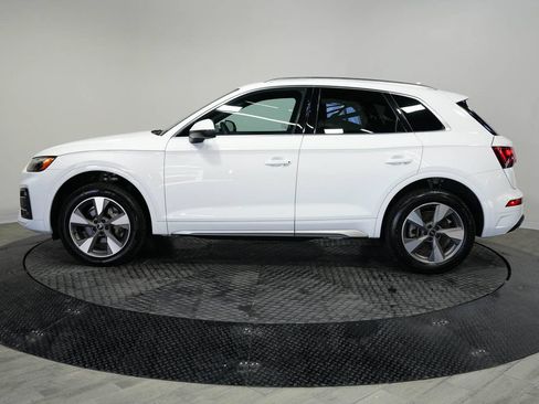 Used 2023 Audi Q5 2.0T Premium Plus w/ Premium Plus Package AWD/4WD image 4