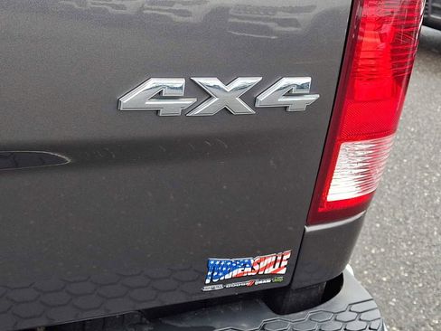 Used 2019 RAM 1500 Tradesman w/ Tradesman SXT Package image 17