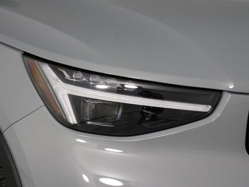 New 2026 Volvo XC40 B5 Ultra w/ Climate Package AWD/4WD image 14