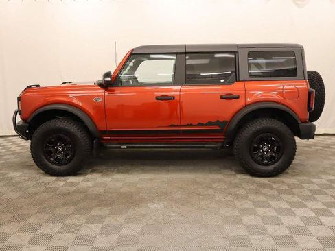 Certified 2022 Ford Bronco Wildtrak AWD/4WD image 18