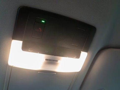 Used 2024 Nissan Pathfinder SL AWD/4WD image 38