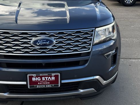 Used 2019 Ford Explorer Platinum AWD/4WD image 5