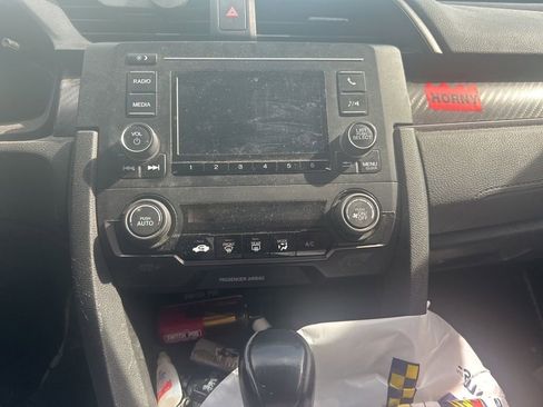 Used 2019 Honda Civic Sport image 13
