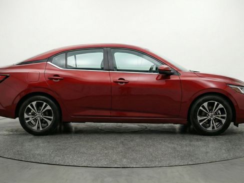Used 2025 Nissan Sentra SV FWD image 11