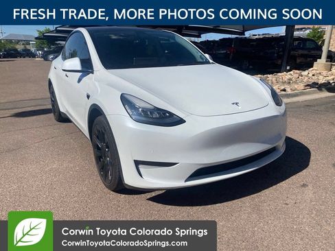 Used 2021 Tesla Model Y Long Range AWD/4WD image 1