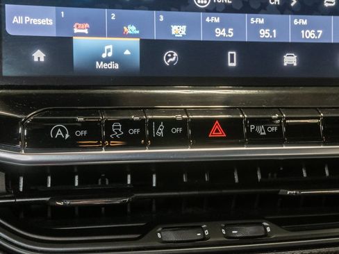 Certified 2025 Jeep Compass Trailhawk AWD/4WD image 21