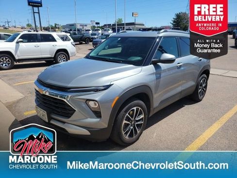 Used 2024 Chevrolet TrailBlazer LT w/ LT Cold Weather Package AWD/4WD image 1