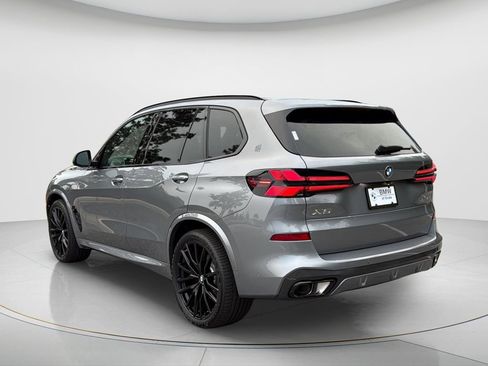 Certified 2026 BMW X5 xDrive40i w/ M Sport Package AWD/4WD image 11