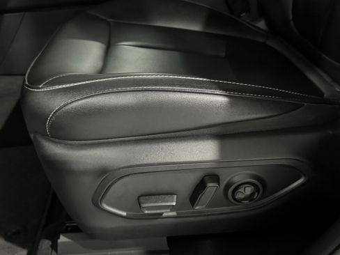 Used 2023 Jeep Grand Cherokee Limited image 27