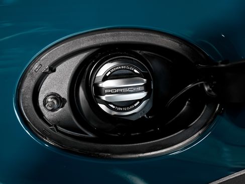 Used 2024 Porsche 911 Dakar image 46