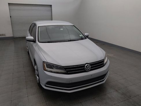 Used 2017 Volkswagen Jetta S image 14