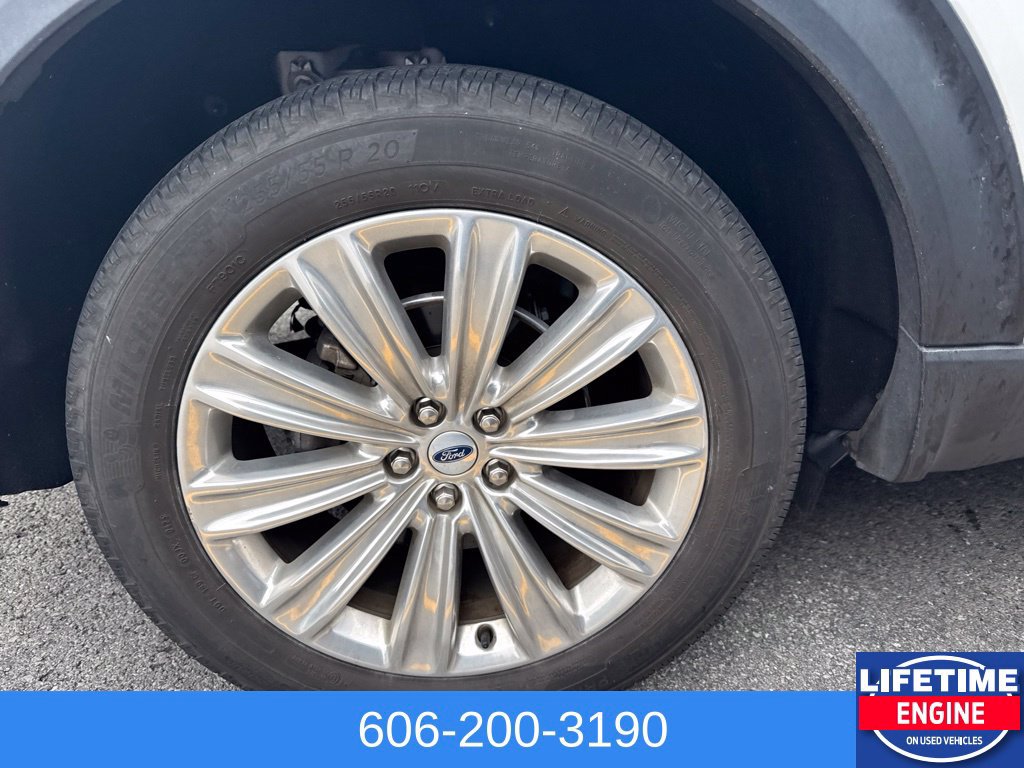 Used 2023 Ford Explorer Limited w/ Limited Technology Package AWD/4WD image 6