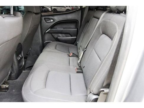 Used 2022 Chevrolet Colorado LT w/ Safety Package RWD image 12