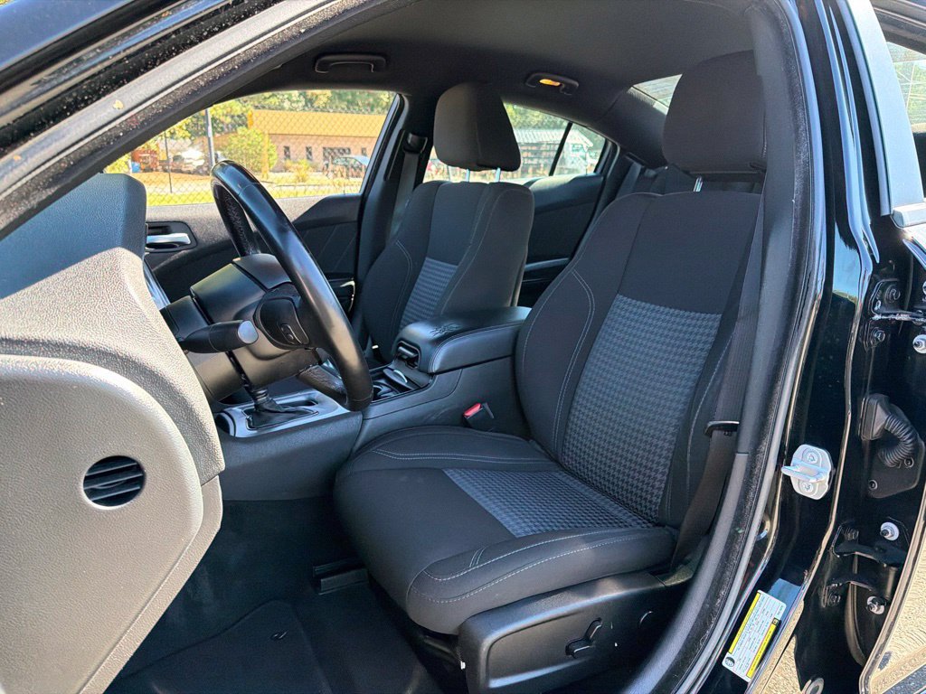 Certified 2023 Dodge Charger SXT w/ Blacktop Package RWD image 16