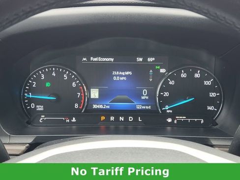 Used 2023 Ford Explorer Limited w/ Limited Technology Package RWD image 15