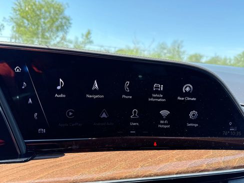 Used 2021 Cadillac Escalade Premium Luxury Platinum AWD/4WD image 12