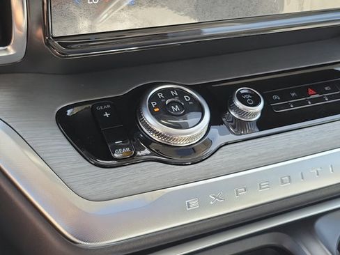New 2027 Ford Expedition Platinum AWD/4WD image 34