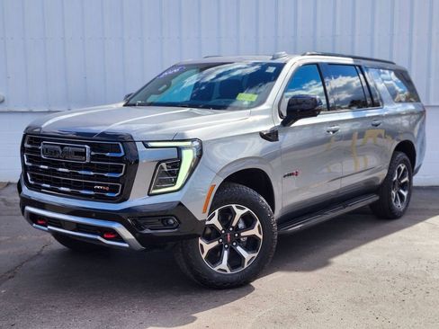 Used 2026 GMC Yukon XL AT4 AWD/4WD image 1
