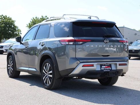 Used 2022 Nissan Pathfinder Platinum w/ Cargo Package AWD/4WD image 11
