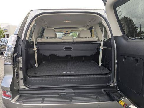 Certified 2023 Lexus GX 460 Premium w/ Premium Package AWD/4WD image 13