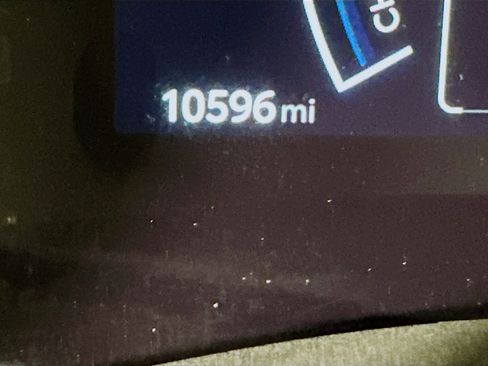 Used 2025 Toyota Camry LE image 19