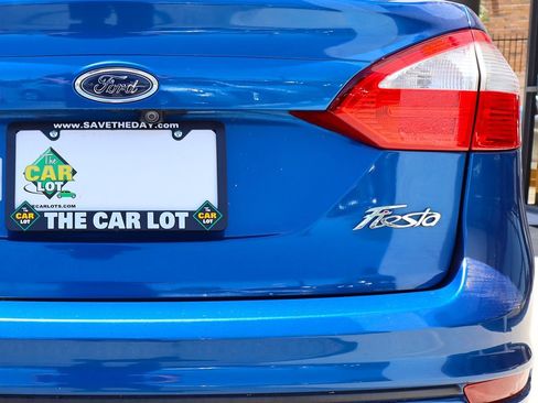 Used 2019 Ford Fiesta SE FWD image 20