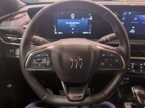 Used 2024 Buick Envista Sport Touring w/ Convenience I Package image 17