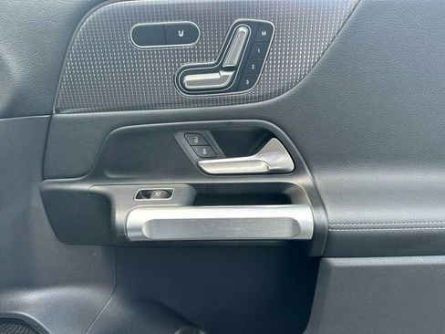 Certified 2023 Mercedes-Benz EQB 300 4MATIC image 22