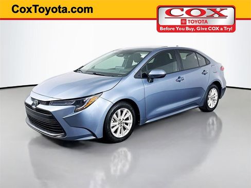 Used 2023 Toyota Corolla LE w/ LE Premium Package image 1
