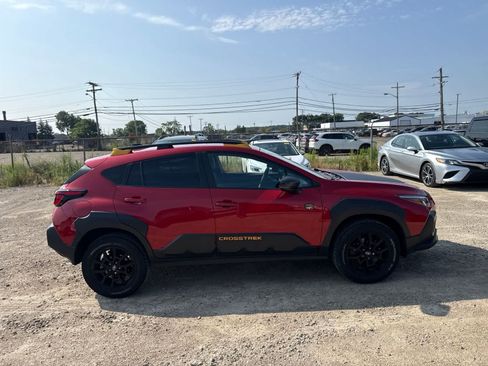 Used 2024 Subaru Crosstrek 2.5i Wilderness w/ Crosstrek Mirror Package AWD/4WD image 9