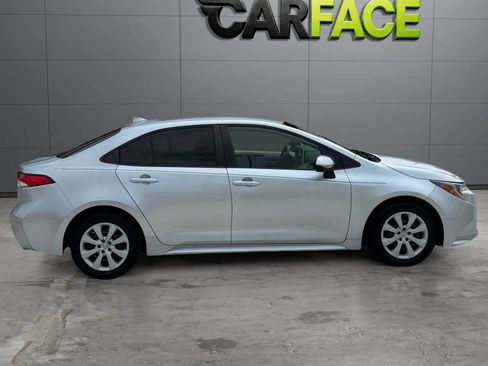 Used 2020 Toyota Corolla LE FWD image 14