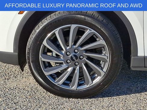 Used 2023 Lincoln Corsair Reserve w/ Equipment Group 201A AWD/4WD image 8