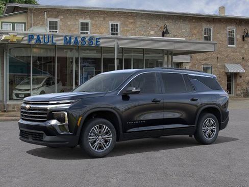 New 2026 Chevrolet Traverse LT w/ Driver Confidence Package AWD/4WD image 2