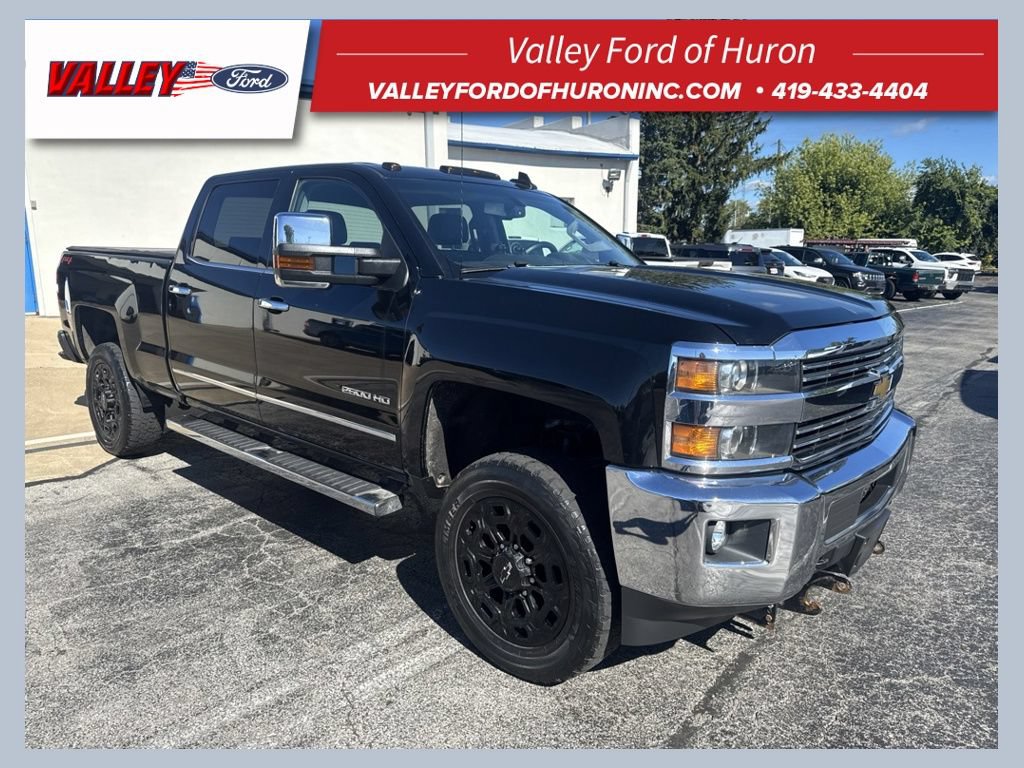 Used 2018 Chevrolet Silverado 2500 LTZ w/ Snow Plow Prep Package AWD/4WD 360° Tour