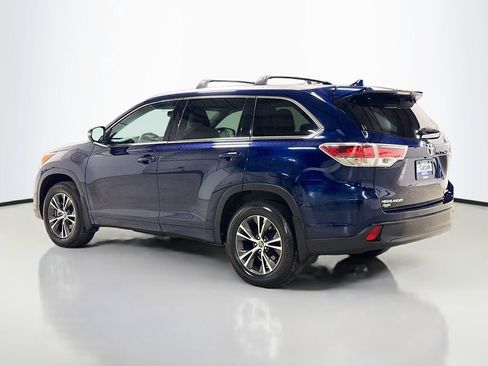 Used 2016 Toyota Highlander XLE image 5