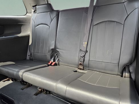 Used 2016 GMC Acadia Denali FWD image 24