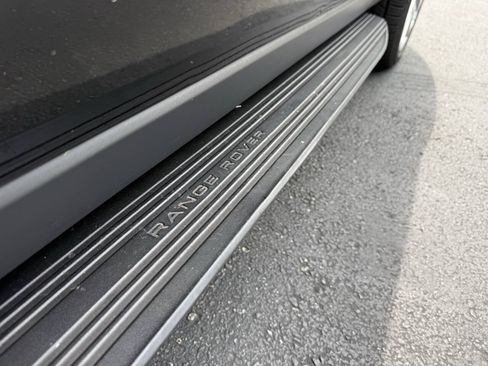 Used 2016 Land Rover Range Rover HSE AWD/4WD image 9