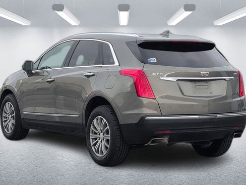 Used 2018 Cadillac XT5 Luxury w/ Driver Awareness Package image 3