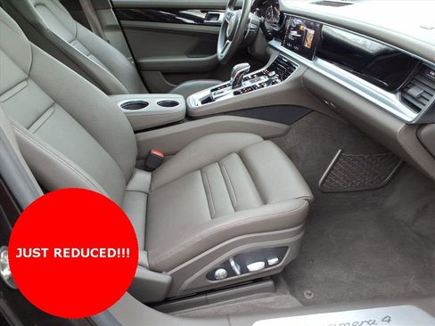 Used 2018 Porsche Panamera 4 image 10