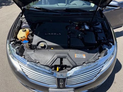 Used 2013 Lincoln MKZ FWD image 11