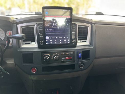 Used 2006 Dodge Ram 3500 Truck SLT image 19