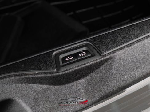 Used 2021 BMW X7 xDrive40i w/ M Sport Package image 54