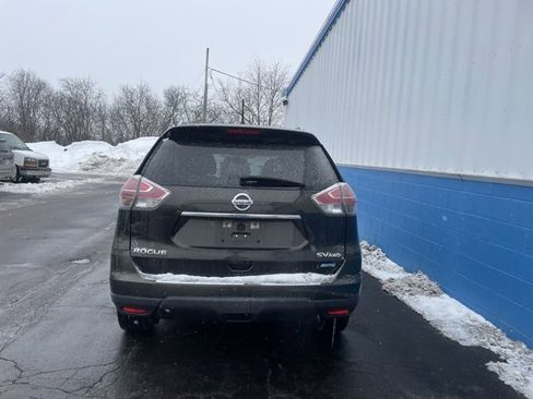 Used 2014 Nissan Rogue SV image 4