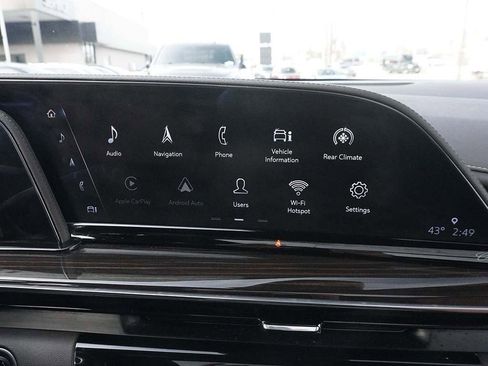 Used 2022 Cadillac Escalade Premium Luxury image 61